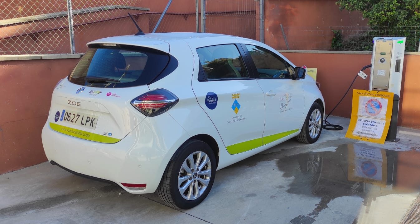 Aparcament Ajuntament - Sant Feliu de Condines