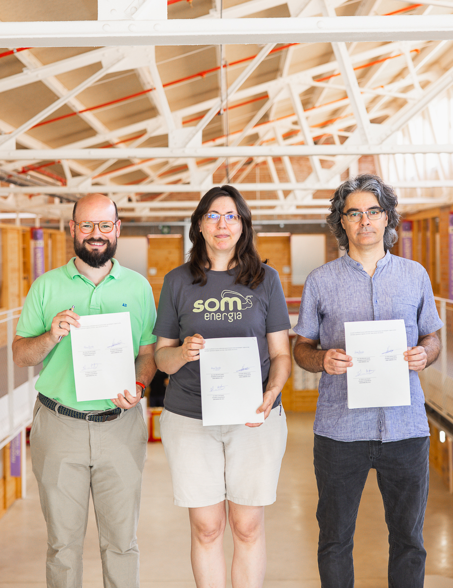 Formalitzem l’acord amb Som Connexió i Som Energia