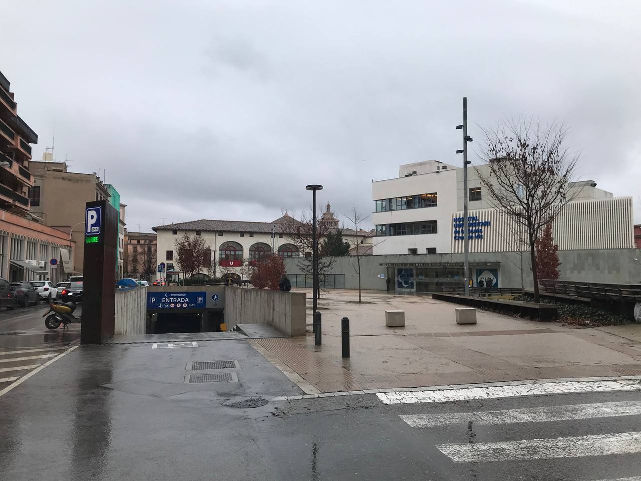 Aparcament Hospital Universitari de la Santa Creu – Vic