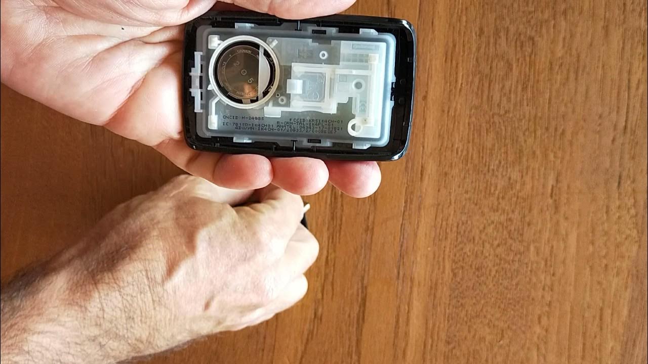 Com canviar la pila del comandament del Renault Zoe 52 kWh