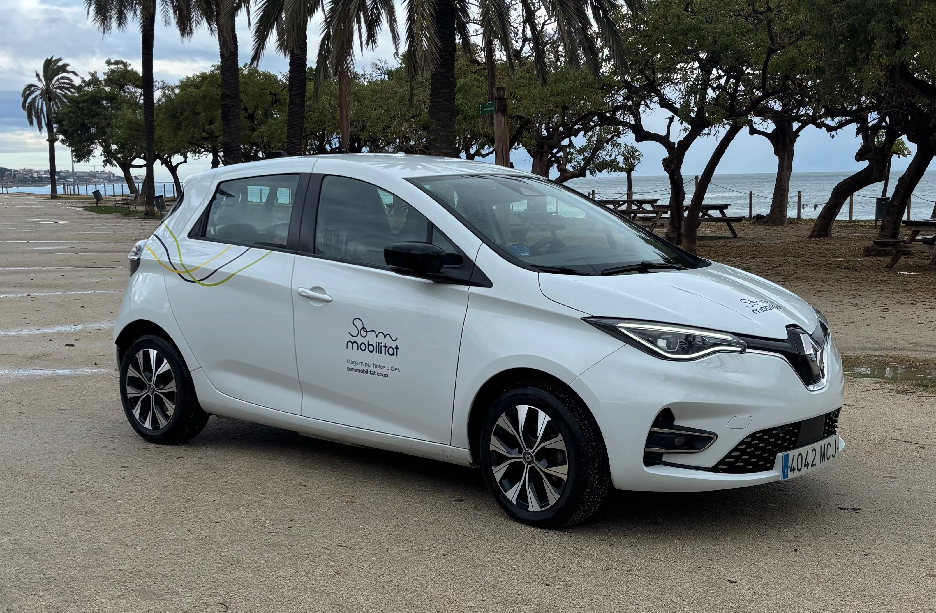 Som Mobilitat estrena nous vinils als seus vehicles